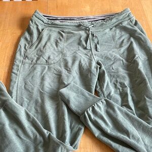 Patagonia Pants Womens Medium sage green joggers